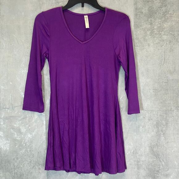 24/7 COMFORT APPAREL Women's Purple V-Neck 3/4 Sleeve Swing Tunic Top SZ S - Picture 1 of 8